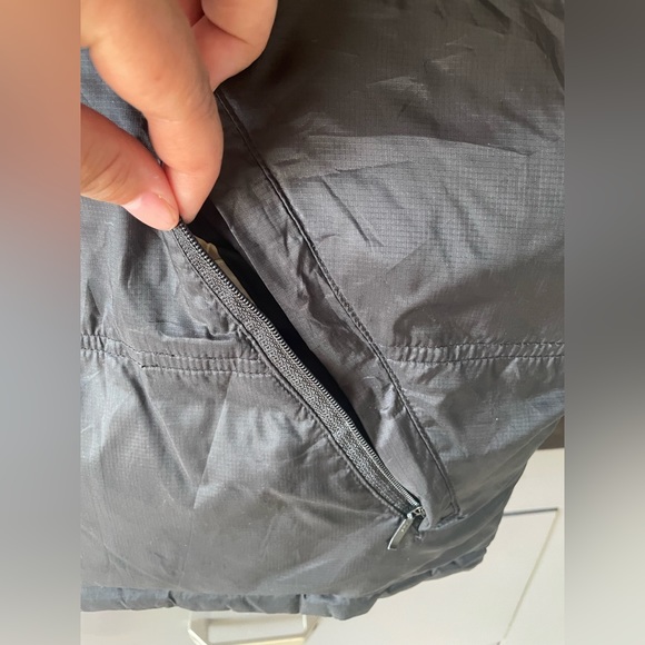 Nike puffer half jacket (reversible) size medium. Used gently - Picture 2 of 11